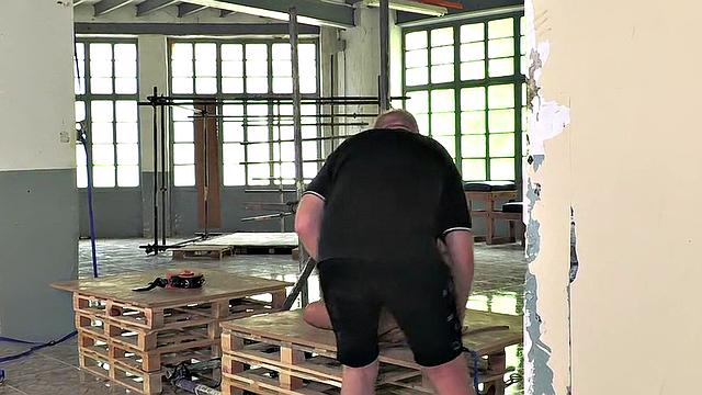 Дрессировка парня с большим достоинством - Часть 3 - Лука Зават и Себастьян Кейн