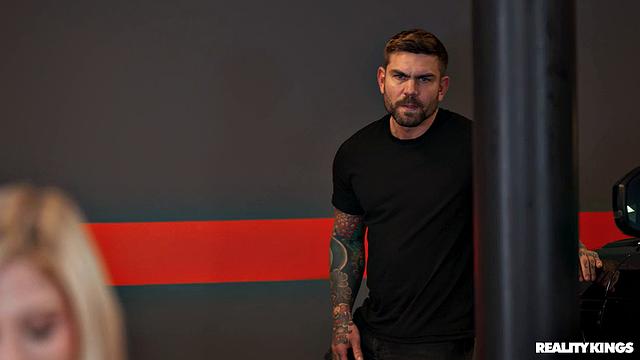 Public Parking Pickup