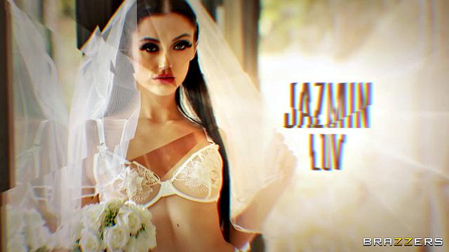 Runaway Bride Needs Fun