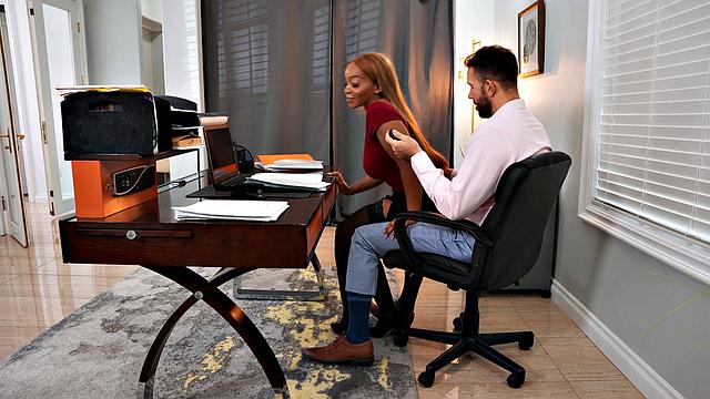Office Girl's Pussy Vibrated And Penetrated