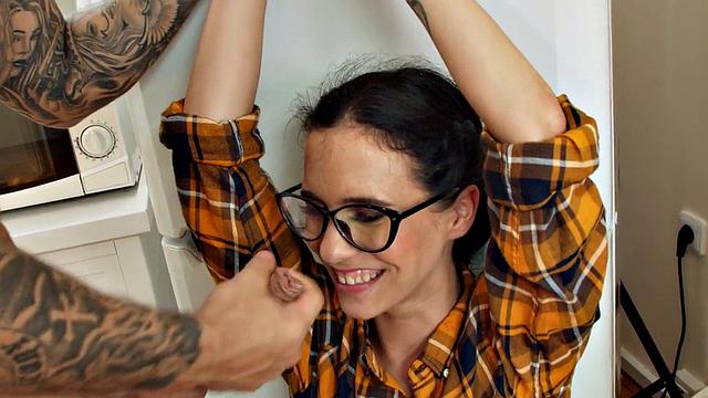 21yo bitch smashed by big white dick in wet pussy hole