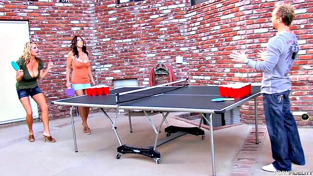 проиграл в beer pong - готовься отблагодарить ртом