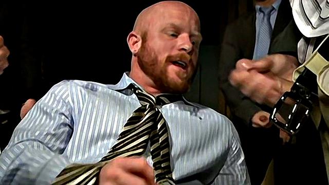 Оргия после работы: отсос - JD Ryder и Brock Rustin