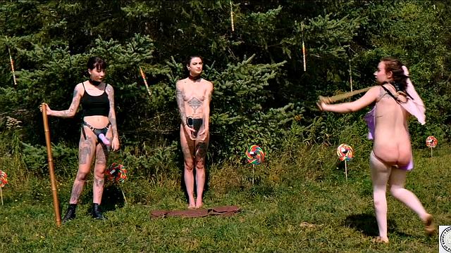 Piss drinking beauty flogged in sunny day domination ballet