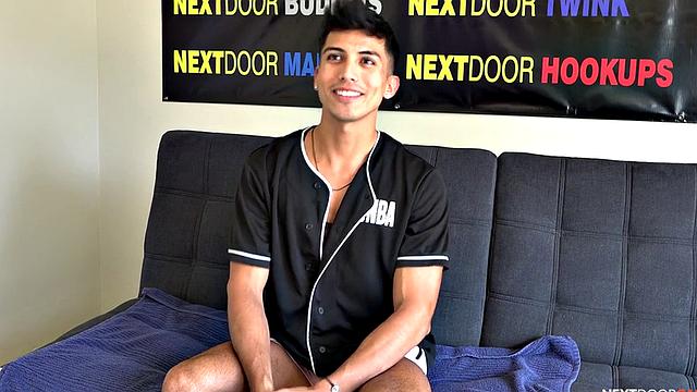 Athletic solo jock with handsome body wanks on casting