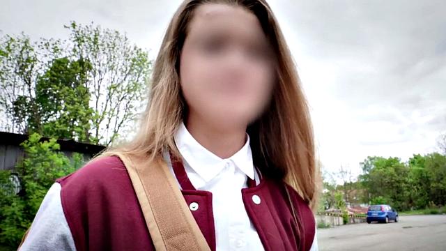 Picked up 21yo pussypounded in van