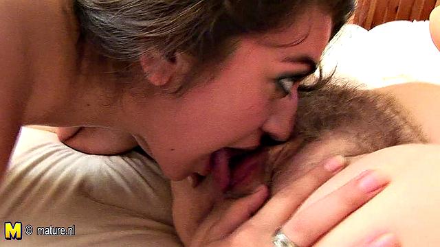 Lesbian-Alex07