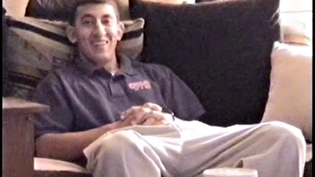 Данте с серьезным инструментом и шутник с глубоким глотком