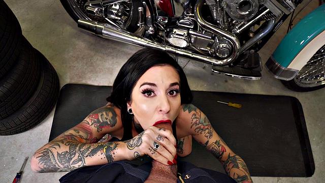 Squirting Biker Fucks The Mechanic