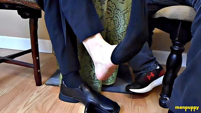 Foot Job Interview - Elis Ataxxx and Richard Lennox