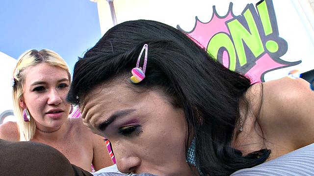 эден и зелда проходят анальный тест на пять звёзд