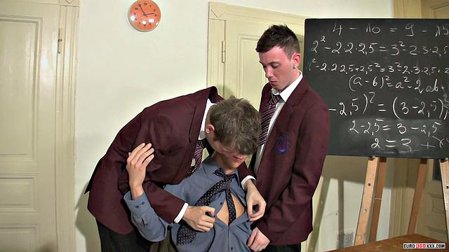 He Can'T Resist the Hot Students! - Georeg Basten, Thomas Fiaty &Amp;Amp; Milo Taylor