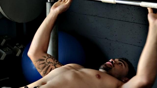 Tattooed amateur enjoys masturbating indoors