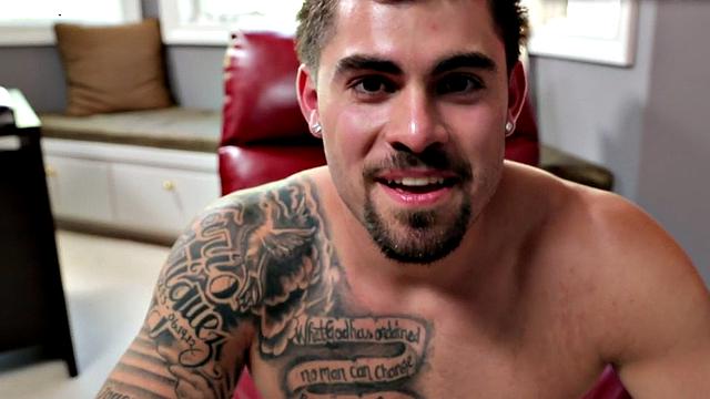 Tattooed amateur enjoys masturbating indoors