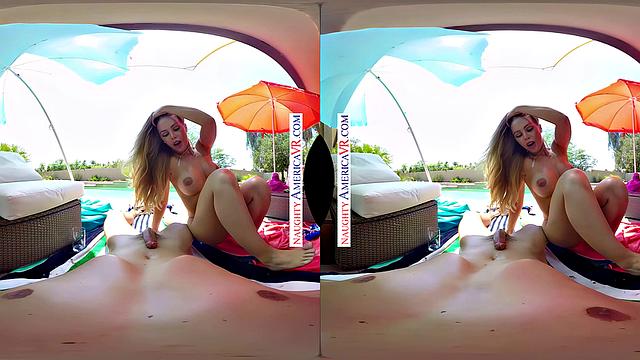 nicoleryanrem сосет и трахается как настоящая зрелая женщина.