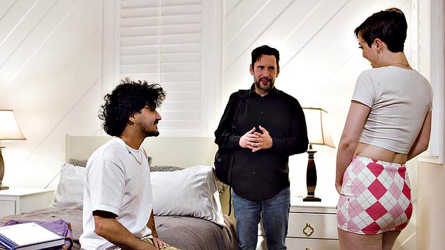 Adult Time - Teenage Slut Jade Valentine Lets Her Cuck BF Watch Tommy Pistol EAT HER PUSSY!