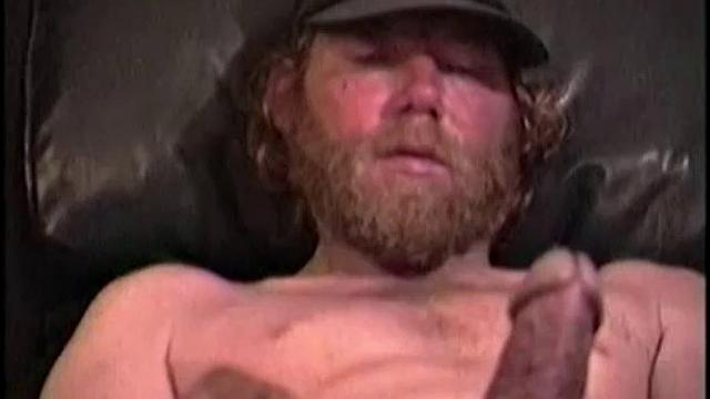 Lee is one wild, crazy and uninhibited lover of men and women. Frankly, there's not much this man won't do. His true personality comes out in the Buddy video called "Football Party 4-Way".