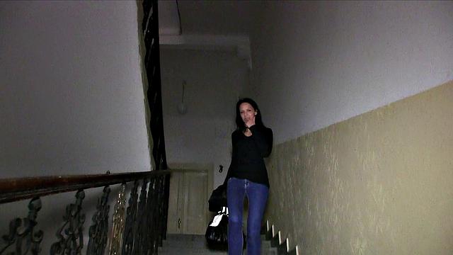 Exhibitionist Hottie Quickly Hops On Dick