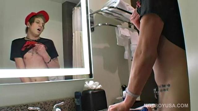 Robbie Callahan, 19 year old bundle of energy from the Dallas, Texas. Robbie, and has a girlfriend back home in Texas, but he's really a sexual creature down deep and loves everything about it.