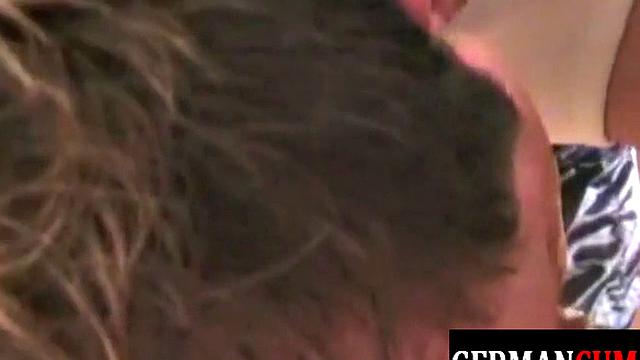 Muscular German DILFs blowing and breeding in trio