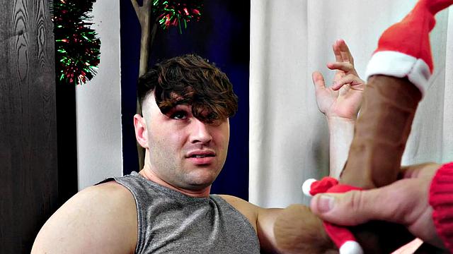 Bulky bf barebacking with stud indoors for cumshots