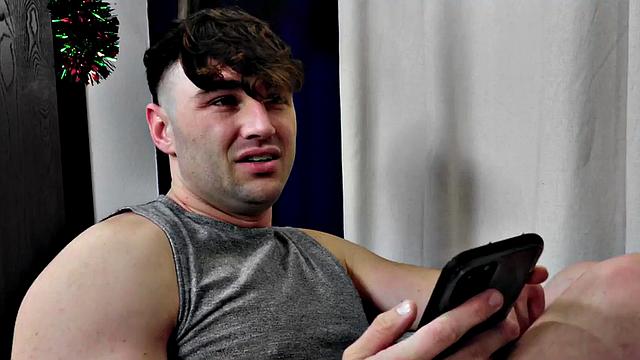 Bulky bf barebacking with stud indoors for cumshots