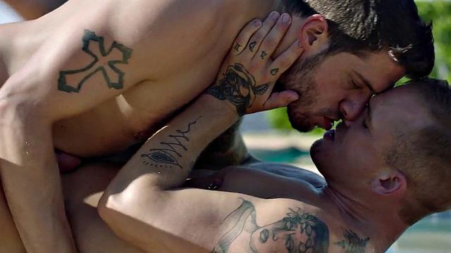 Stepbrother nails stepbro's ass outdoors and makes him beg for more