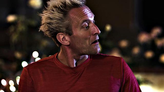 Anal stepdaughter fucked in threesome doggystyle