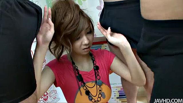 ひなのがまとめて抜いてあげる