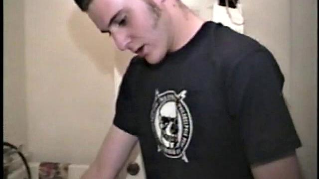 Laundry Room Masturbate