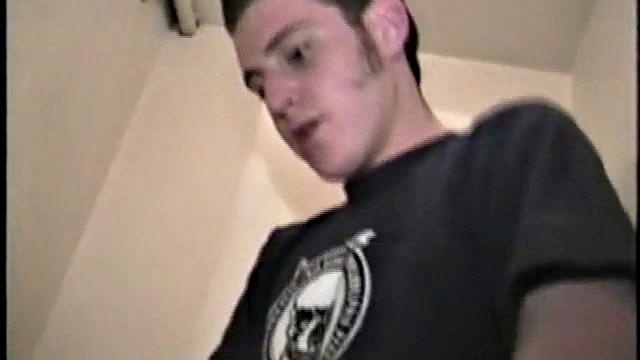 Laundry Room Masturbate