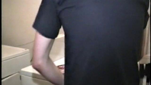 Laundry Room Masturbate