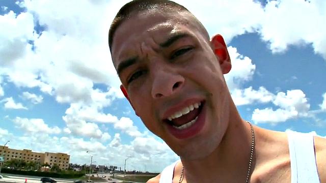 Amateur Black pulled and public fucked outdoor