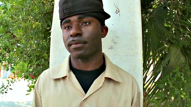 Amateur Black pulled and public fucked outdoor