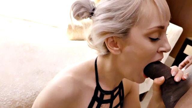 Deepthroating MILF assfucked by BF in ATM anal sex