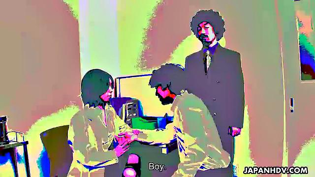 Magic bananas make people horny