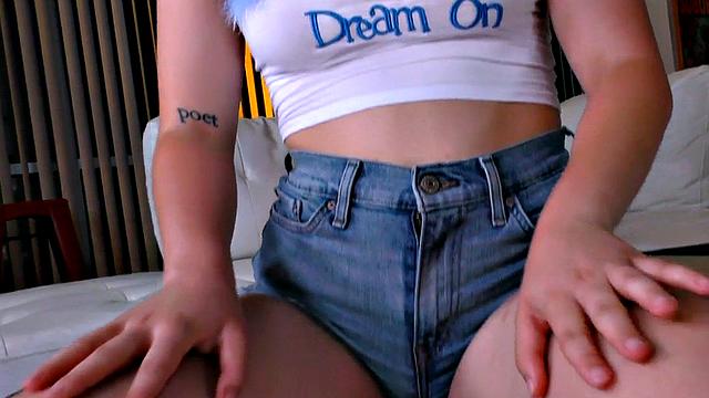 21yo amateur dirty talking babe rides dong after tugjob