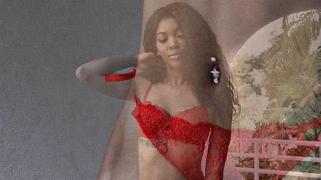 Pierced Nubian babe rides white BF after cocksucking