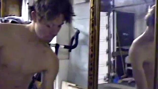 Jayden Beats His Meat