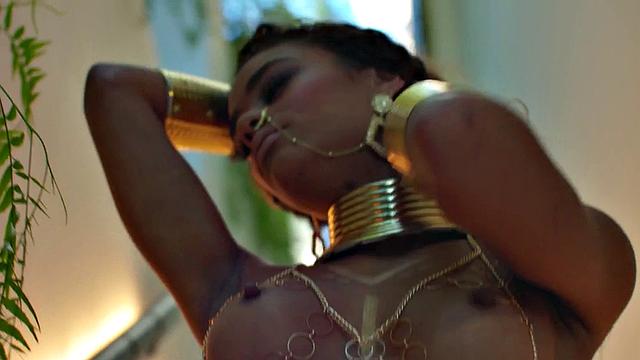 Stunning ebony gets pussy drilled