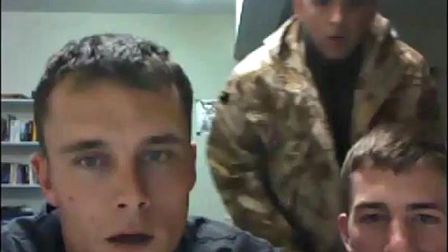 Sexy soldiers enjoy web