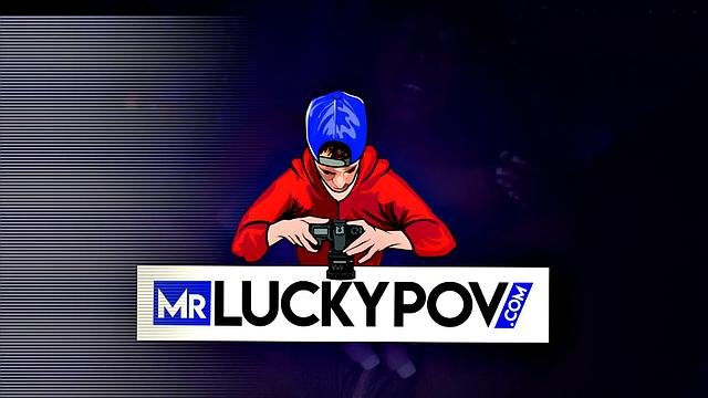 Insanely Hot Bubble Butt Adria Rae