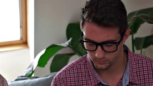 21yo tall GF gets fingered and fucked by BF