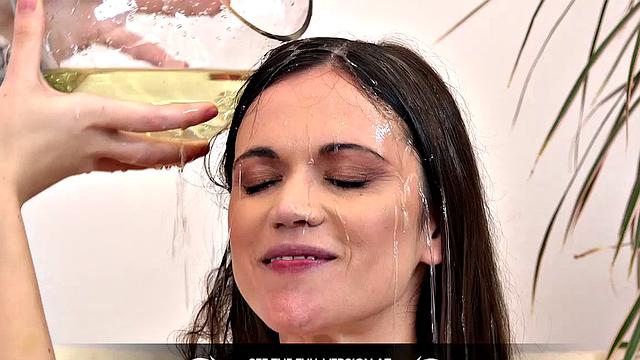 Teen pisses and toys her girlfriend's pussy - Lesbian Pissing