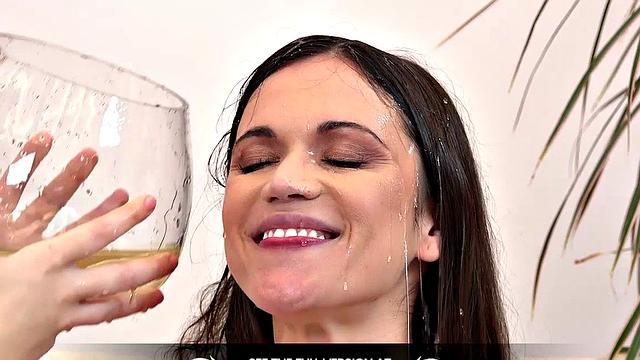 Teen pisses and toys her girlfriend's pussy - Lesbian Pissing