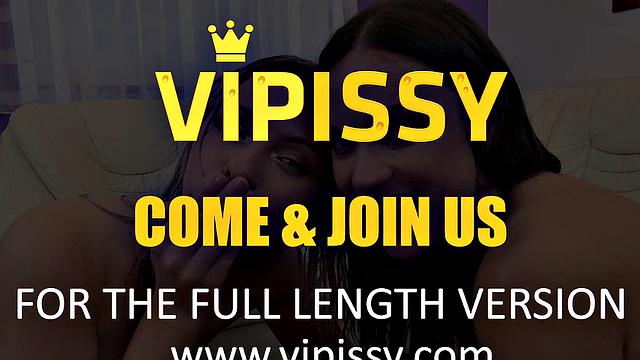 Teen pisses and toys her girlfriend's pussy - Lesbian Pissing