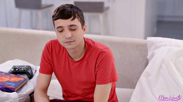 Stepmom Sneaks A Creampie On The Couch