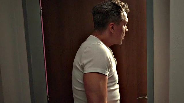 Sweaty ebony backpackers in 3way with roomie