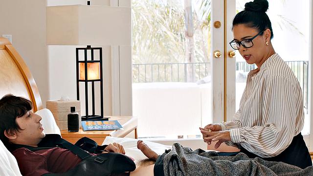 PURE TABOO Teacher Dana Vespoli Shows Her Injured Favorite Student How Much She Cares