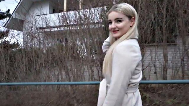 Shady casting director fooling a blonde